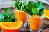 Детокс-коктейль с сельдереем и апельсином
