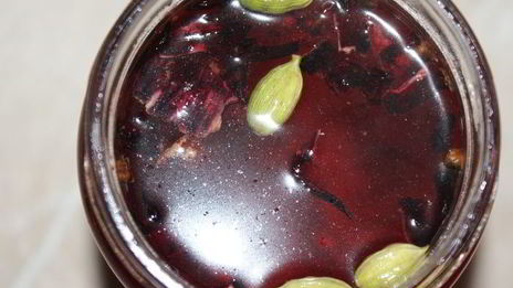 безалкогольный глинтвейн из каркаде