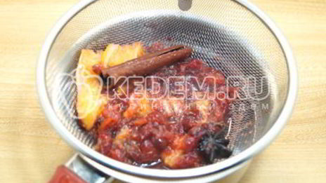 клюквенный безалкогольный глинтвейн