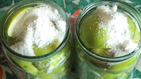 груши консервированные в ванильном сиропе