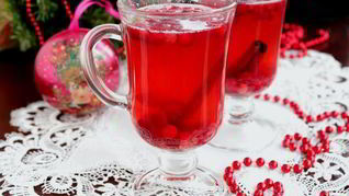 Клюквенный согревающий напиток