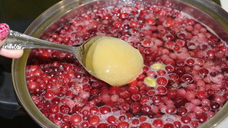 клюквенный согревающий напиток