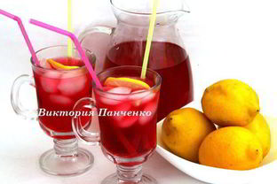 Клюквено-лимонный напиток