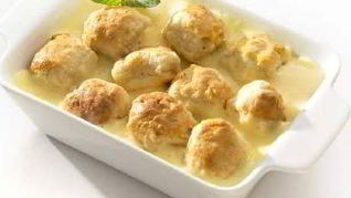 Булочки с начинкой и сабайон из кофе и корицы