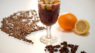 Кофе с безалкогольным глинтвейном