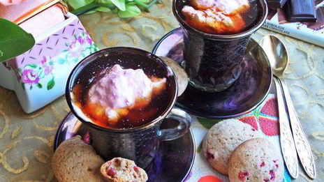 кофе с малиновыми сливками