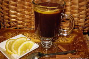 Кофе с медом, корицей и лимоном