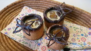 Ледяной кофе в песочных штофах Палитра