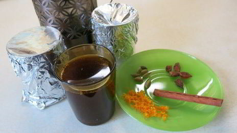 ледяной кофе в песочных штофах палитра