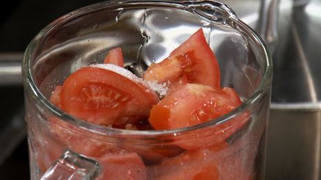 коктейль на основе овощей после полуночи