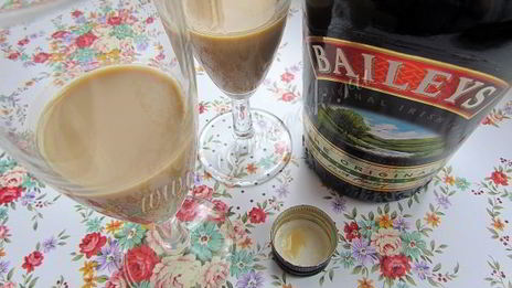 коктейль с мороженым baileys banana