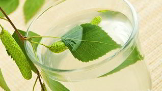 Березовый квас с изюмом