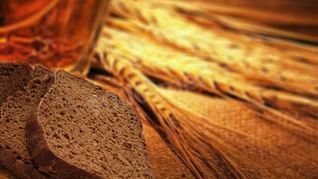 Домашний белый квас из ржаных сухарей