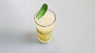 Грушевый лимонад с шалфеем