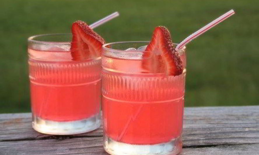 Рецепт клубничный лимонад с красным чаем