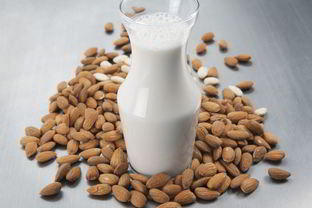 Миндальное молока