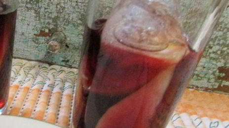 газированная сангрия с минералкой