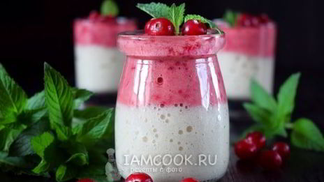 ананасово-клюквенный смузи