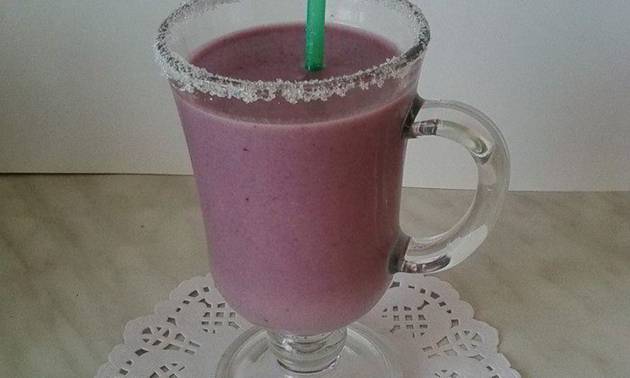 Рецепт бананово-черничный смузи