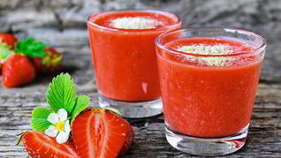 Клубнично-ореховый смузи