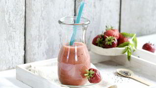 Коктейль-смузи Клубничный