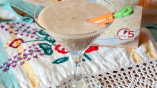 Смузи из фиников и овсяного молока