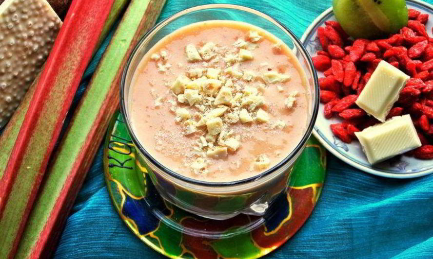 Рецепт смузи из ревеня, киви и банана