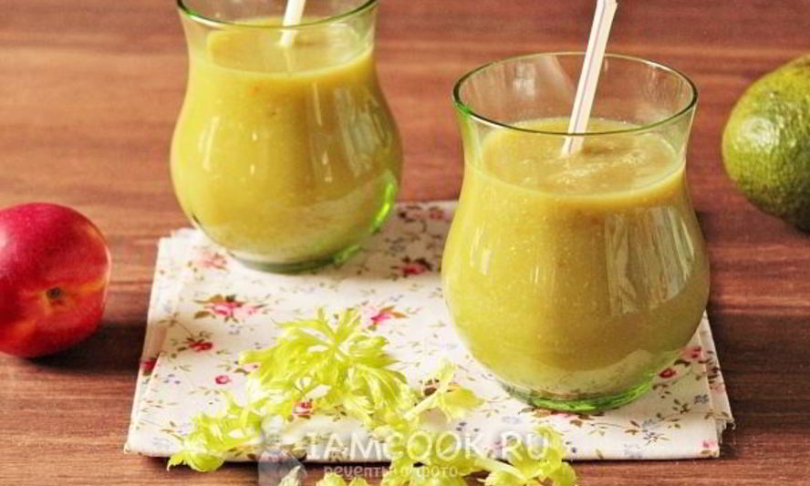 Рецепт смузи с авокадо и сельдереем