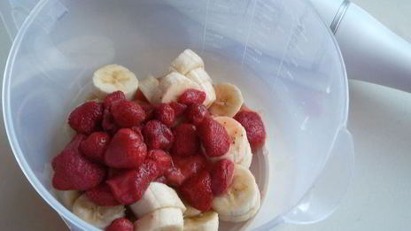 смузи с бананом и зеленым чаем