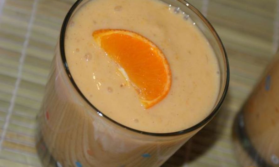 Рецепт смузи с хурмой и бананами