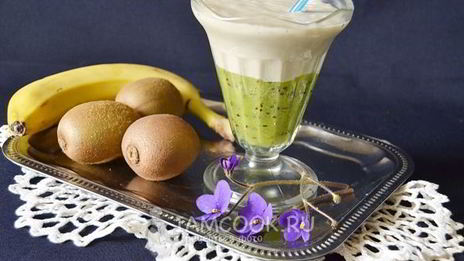 смузи с киви и бананом