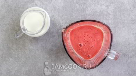 смузи с миндальным молоком