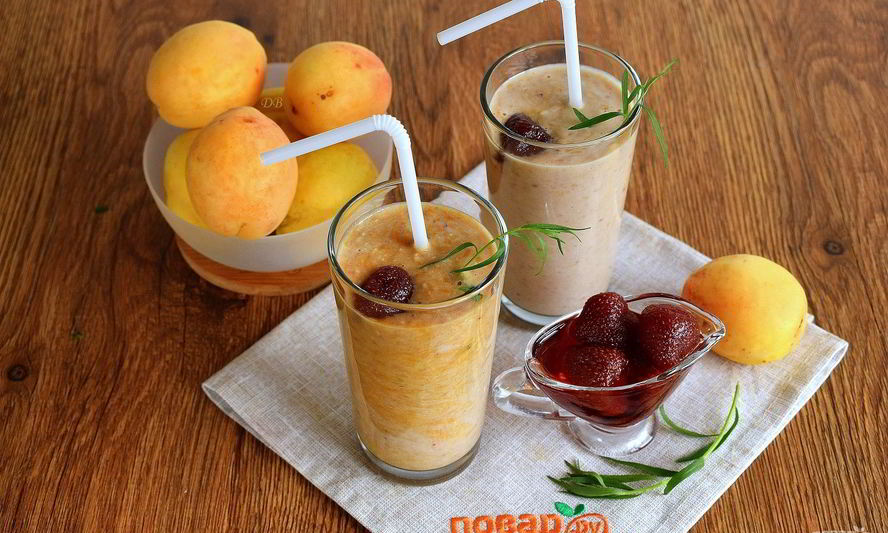 Рецепт смузи с тархуном и клубникой