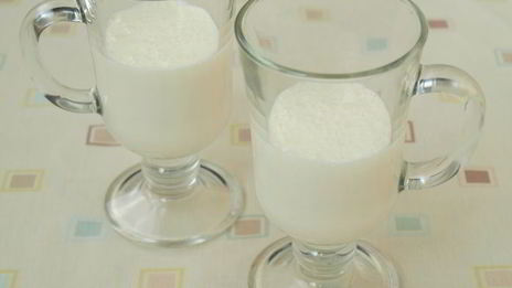 смузи с творогом и черной смородиной