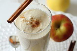 Яблочный смузи с имбирем