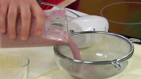 ягодный коктейль с авокадо