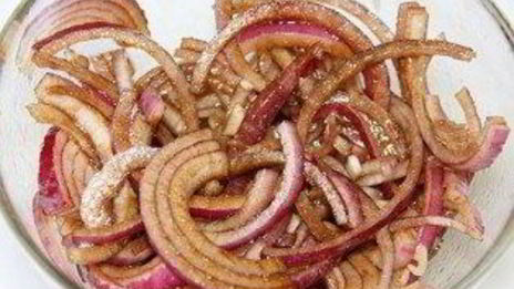 горячий салат с куриной печенью