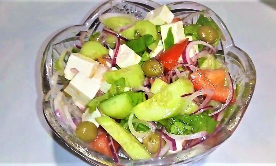 Рецепт греческий салат из овощей и сыра