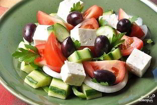 Греческий салат с фетой