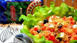 Греческий салат с киноа