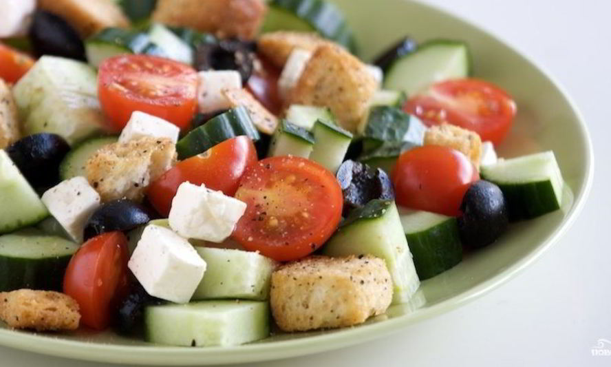 Рецепт греческий салат с сухариками