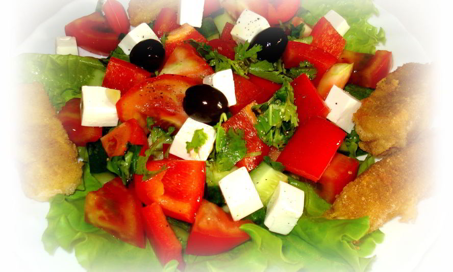 Рецепт греческий салат с жареным сыром