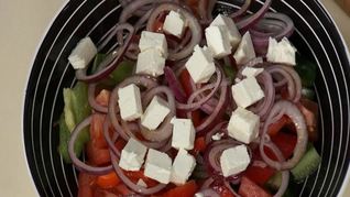 Легкий греческий салат