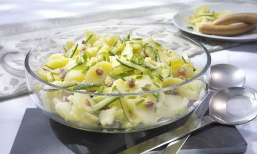 Рецепт картофельный салат с огурцом и салом