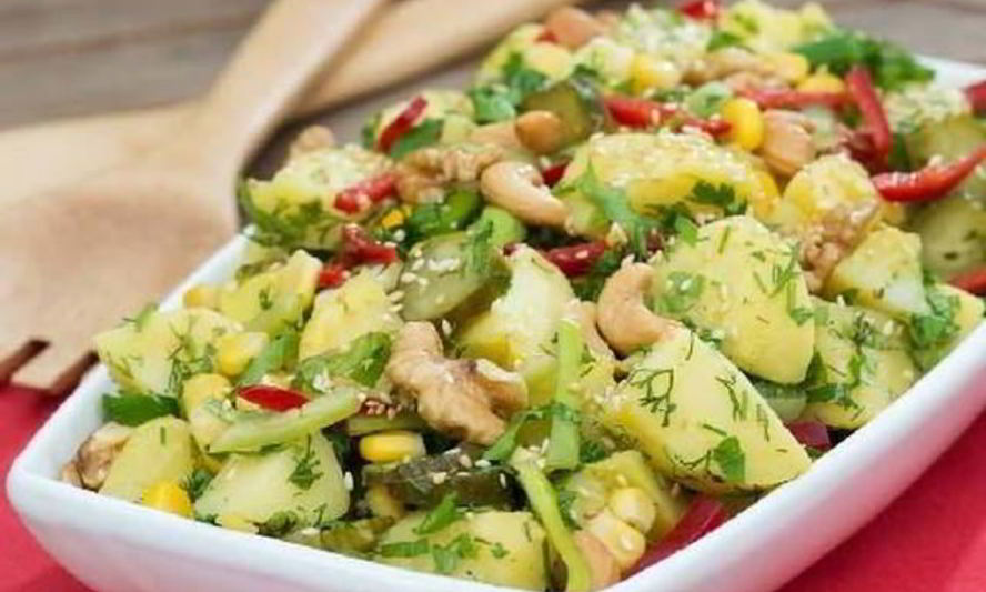 Рецепт салат из картошки с луком — пореем и паприкой