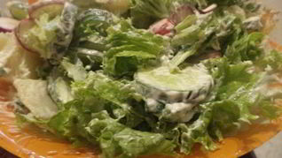 Салат из молодого картофеля и редиса