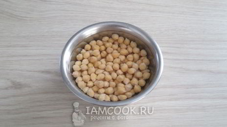 салат с картофелем и нутом