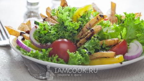 салат с жареной картошкой соломкой