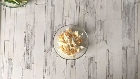 салат с жареной картошкой