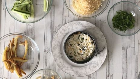 салат с жареной картошкой